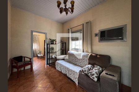 Sala de casa à venda com 3 quartos, 158m² em Cristo Rei, São Leopoldo