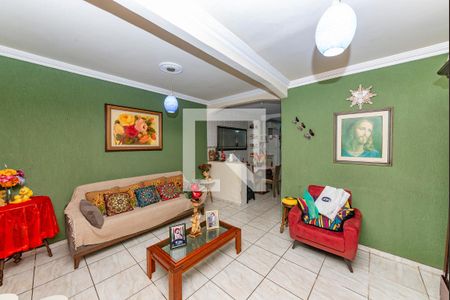 Sala de casa à venda com 3 quartos, 200m² em Barreiro, Belo Horizonte