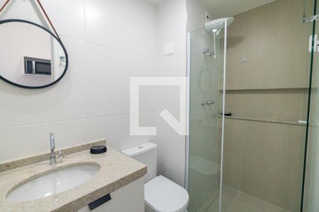 Banheiro de kitnet/studio para alugar com 1 quarto, 27m² em Vila Clementino, São Paulo
