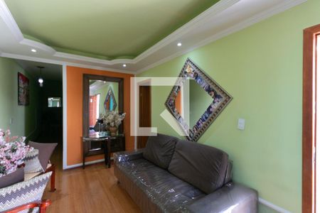 Sala de casa à venda com 5 quartos, 112m² em Heliópolis, Belo Horizonte