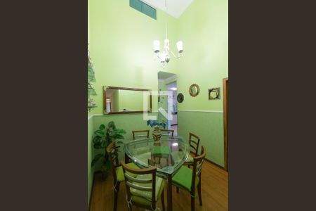 Sala de Jantar de casa à venda com 5 quartos, 112m² em Heliópolis, Belo Horizonte