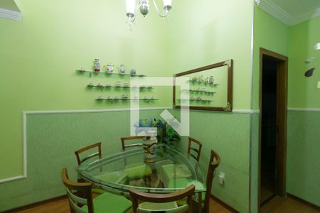 Sala de Jantar de casa à venda com 5 quartos, 112m² em Heliópolis, Belo Horizonte