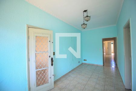 Sala de casa à venda com 4 quartos, 320m² em Parque Sevilha, São Paulo