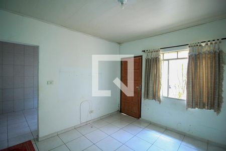 Sala de casa à venda com 4 quartos, 320m² em Parque Sevilha, São Paulo