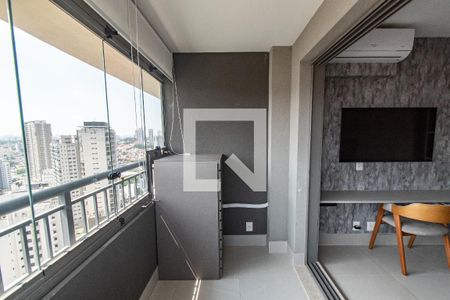 Varanda de kitnet/studio para alugar com 1 quarto, 29m² em Chácara Klabin, São Paulo