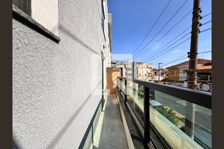 Sacada de casa à venda com 3 quartos, 206m² em Vila Santo Alberto, Santo André