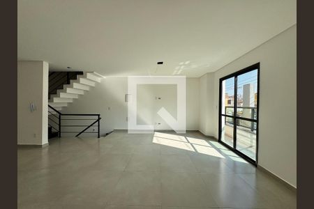 Sala de casa à venda com 3 quartos, 206m² em Vila Santo Alberto, Santo André