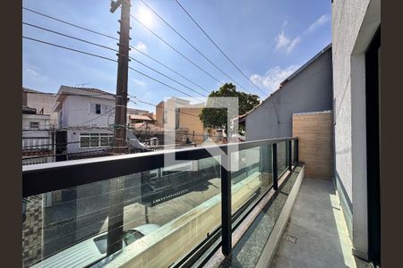 Sacada de casa à venda com 3 quartos, 206m² em Vila Santo Alberto, Santo André
