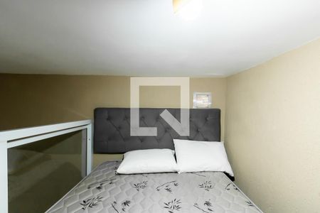 Quarto de kitnet/studio para alugar com 1 quarto, 28m² em Vila Nhocuné, São Paulo