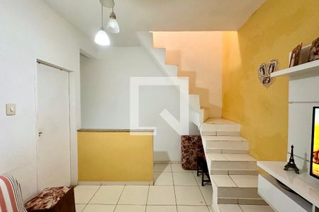 Sala de casa à venda com 2 quartos, 50m² em Gamboa, Rio de Janeiro