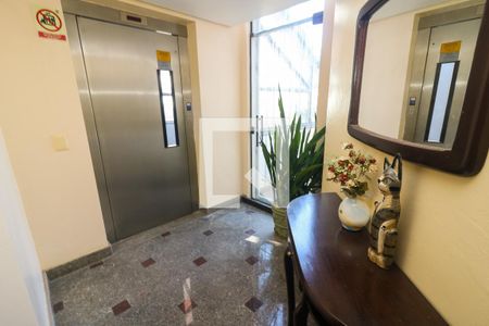 Hall de apartamento à venda com 3 quartos, 340m² em Santa Tereza, Porto Alegre