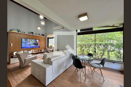 Sala de casa de condomínio para alugar com 3 quartos, 140m² em Vargem Grande, Rio de Janeiro