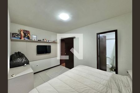 Suíte de casa de condomínio para alugar com 3 quartos, 140m² em Vargem Grande, Rio de Janeiro