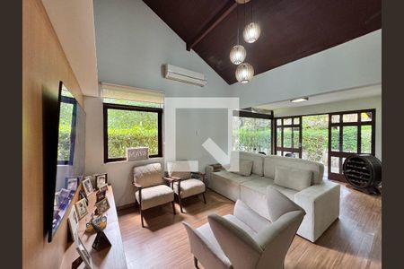 Sala de casa de condomínio para alugar com 3 quartos, 140m² em Vargem Grande, Rio de Janeiro