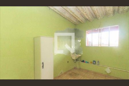 Casa à venda com 2 quartos, 480m² em Jardim Grimaldi, São Paulo