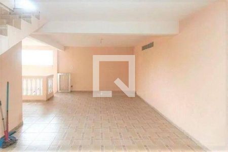 Casa à venda com 2 quartos, 480m² em Jardim Grimaldi, São Paulo