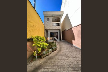 Quintal de casa à venda com 3 quartos, 178m² em Vila Tibiriçá, Santo André