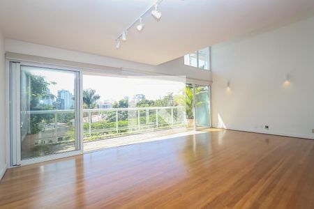 Sala de casa de condomínio à venda com 3 quartos, 350m² em Real Parque, São Paulo