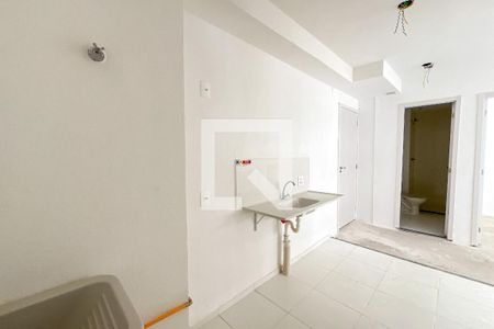 Sala/Cozinha/Área de Serviço de apartamento à venda com 2 quartos, 33m² em Jardim Pereira Leite, São Paulo