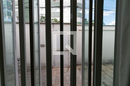 Vista Sala de TV de casa à venda com 3 quartos, 282m² em Vila Paquetá, Belo Horizonte