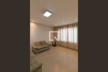 Sala de TV de casa à venda com 3 quartos, 282m² em Vila Paquetá, Belo Horizonte