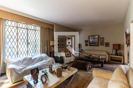 Sala de casa à venda com 6 quartos, 440m² em Santa Cecilia, São Paulo