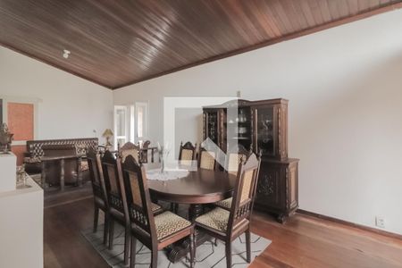 Sala de casa à venda com 4 quartos, 250m² em Rio dos Sinos, São Leopoldo