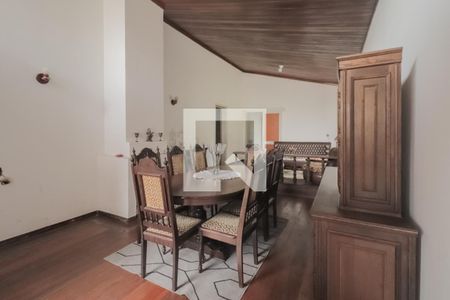 Sala de casa à venda com 4 quartos, 250m² em Rio dos Sinos, São Leopoldo
