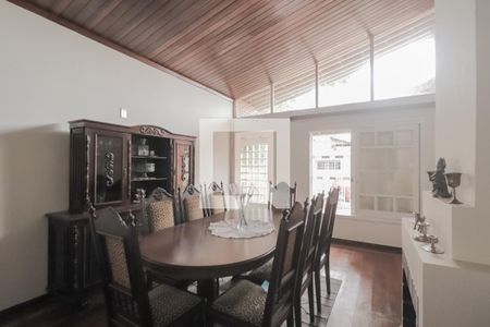 Sala de casa à venda com 4 quartos, 250m² em Rio dos Sinos, São Leopoldo