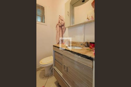 Lavabo de casa para alugar com 2 quartos, 125m² em Vila Iasi, Taboão da Serra