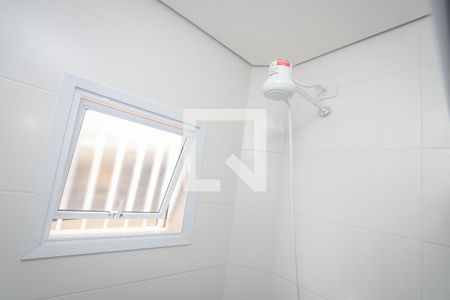 Banheiro de apartamento para alugar com 1 quarto, 48m² em Jardim Miriam, São Paulo