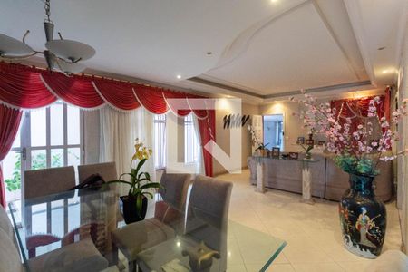 Sala de casa à venda com 4 quartos, 400m² em Vila Granada, São Paulo