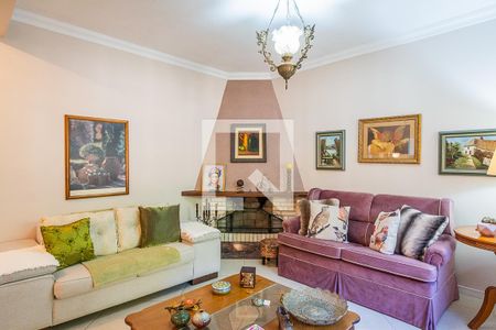 Sala de casa à venda com 4 quartos, 200m² em Espírito Santo, Porto Alegre