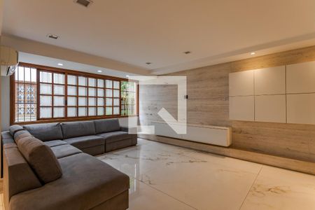 Sala de casa de condomínio à venda com 3 quartos, 271m² em Três Figueiras, Porto Alegre