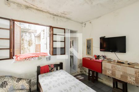 SuiteSui de casa para alugar com 2 quartos, 250m² em Parque Cisper, São Paulo