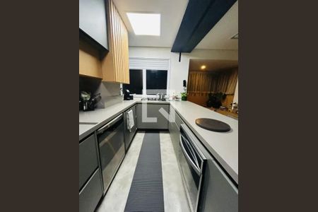 Cozinha de apartamento para alugar com 2 quartos, 117m² em Vila Castelo, São Paulo