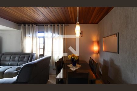 Sala de casa à venda com 5 quartos, 208m² em Jardim Ponte Rasa, São Paulo