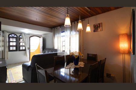 Sala de casa à venda com 5 quartos, 208m² em Jardim Ponte Rasa, São Paulo