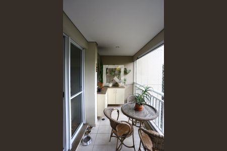 Varanda de apartamento à venda com 3 quartos, 118m² em Jardim Lar Sao Paulo, São Paulo