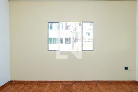 Sala de casa para alugar com 2 quartos, 65m² em Vila das Belezas, São Paulo