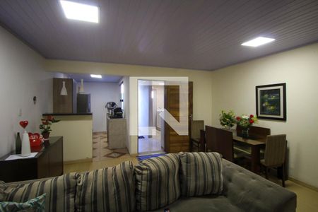 Sala de casa à venda com 2 quartos, 125m² em Conjunto Promorar Sapopemba, São Paulo