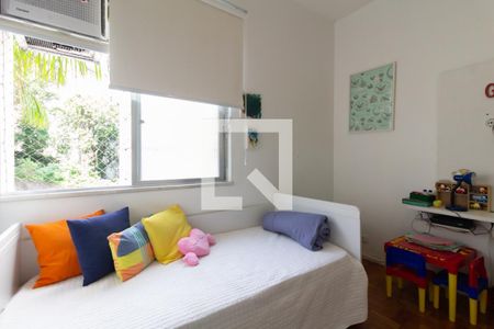 Quarto de apartamento à venda com 2 quartos, 70m² em Lagoa, Rio de Janeiro