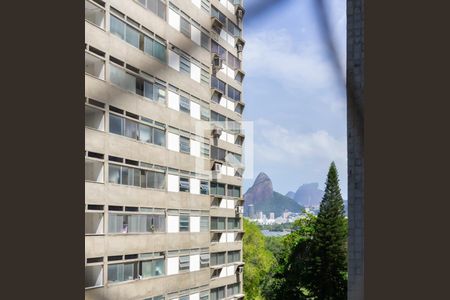 Vista da Sala de apartamento à venda com 2 quartos, 70m² em Lagoa, Rio de Janeiro