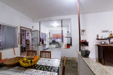 Sala 1º andar de casa à venda com 5 quartos, 470m² em Nossa Senhora da Saude, Belo Horizonte
