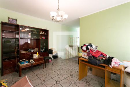 Sala de casa à venda com 4 quartos, 230m² em Vila Fernandes, São Paulo