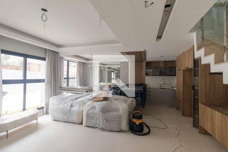 Sala de casa de condomínio para alugar com 3 quartos, 200m² em Santa Felicidade, Curitiba