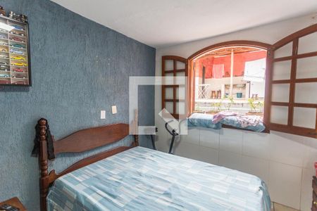 Quarto 2 de casa à venda com 4 quartos, 250m² em Santa Cruz, Belo Horizonte
