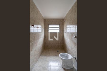 Banheiro de casa para alugar com 1 quarto, 71m² em Jardim Popular, São Paulo