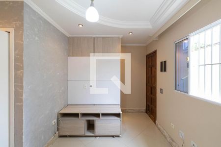 Sala de casa de condomínio à venda com 2 quartos, 78m² em Parada Xv de Novembro, São Paulo