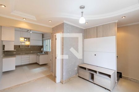 Sala de casa de condomínio à venda com 2 quartos, 78m² em Parada Xv de Novembro, São Paulo